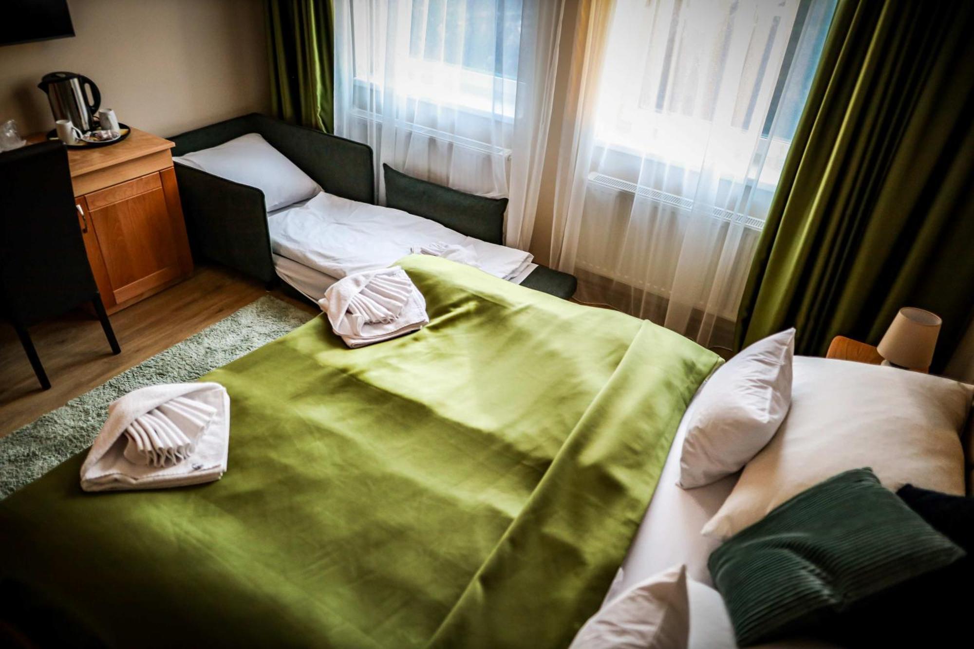 Land-Plan Hotel Toltestava Ngoại thất bức ảnh