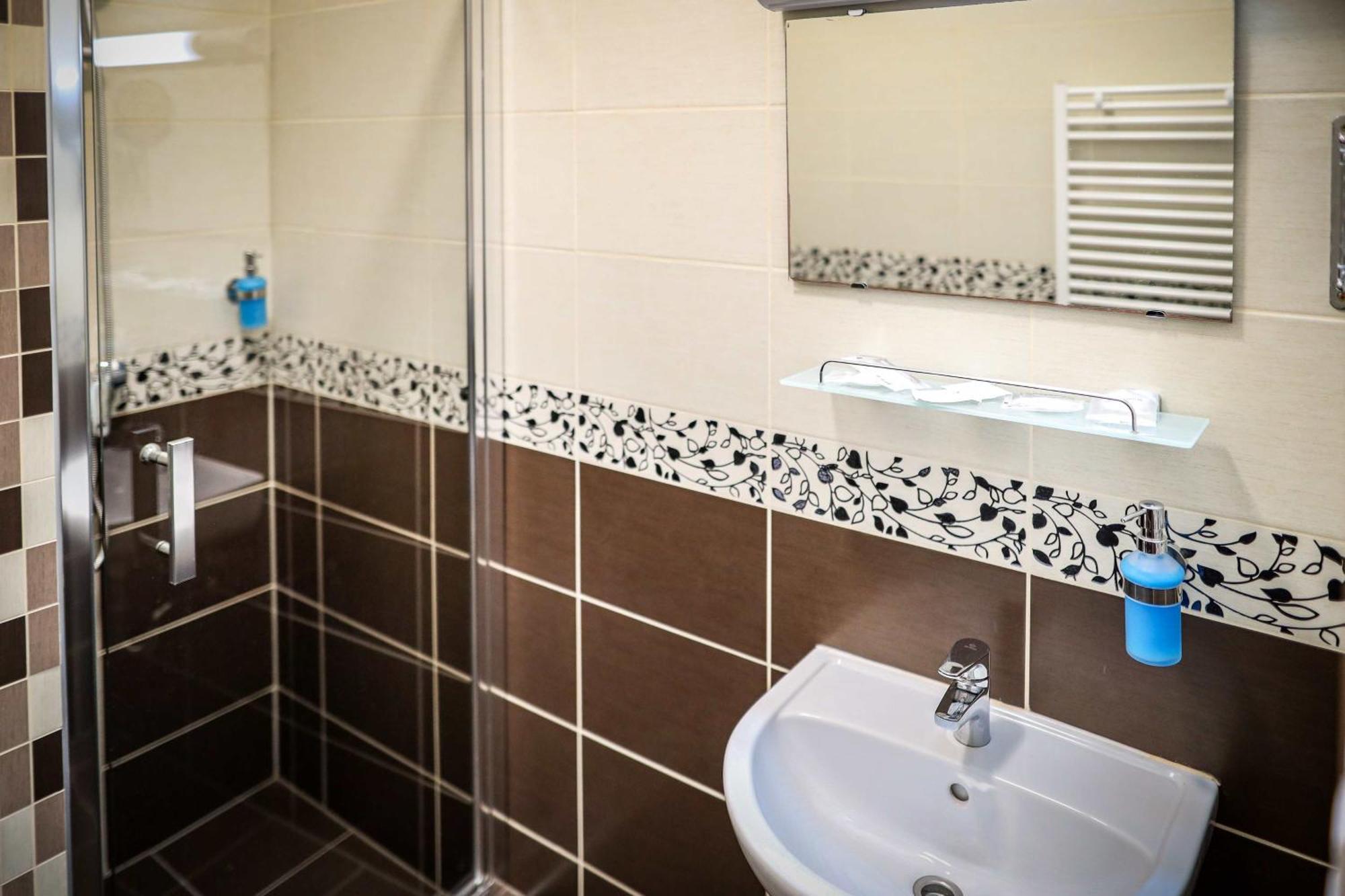 Land-Plan Hotel Toltestava Ngoại thất bức ảnh