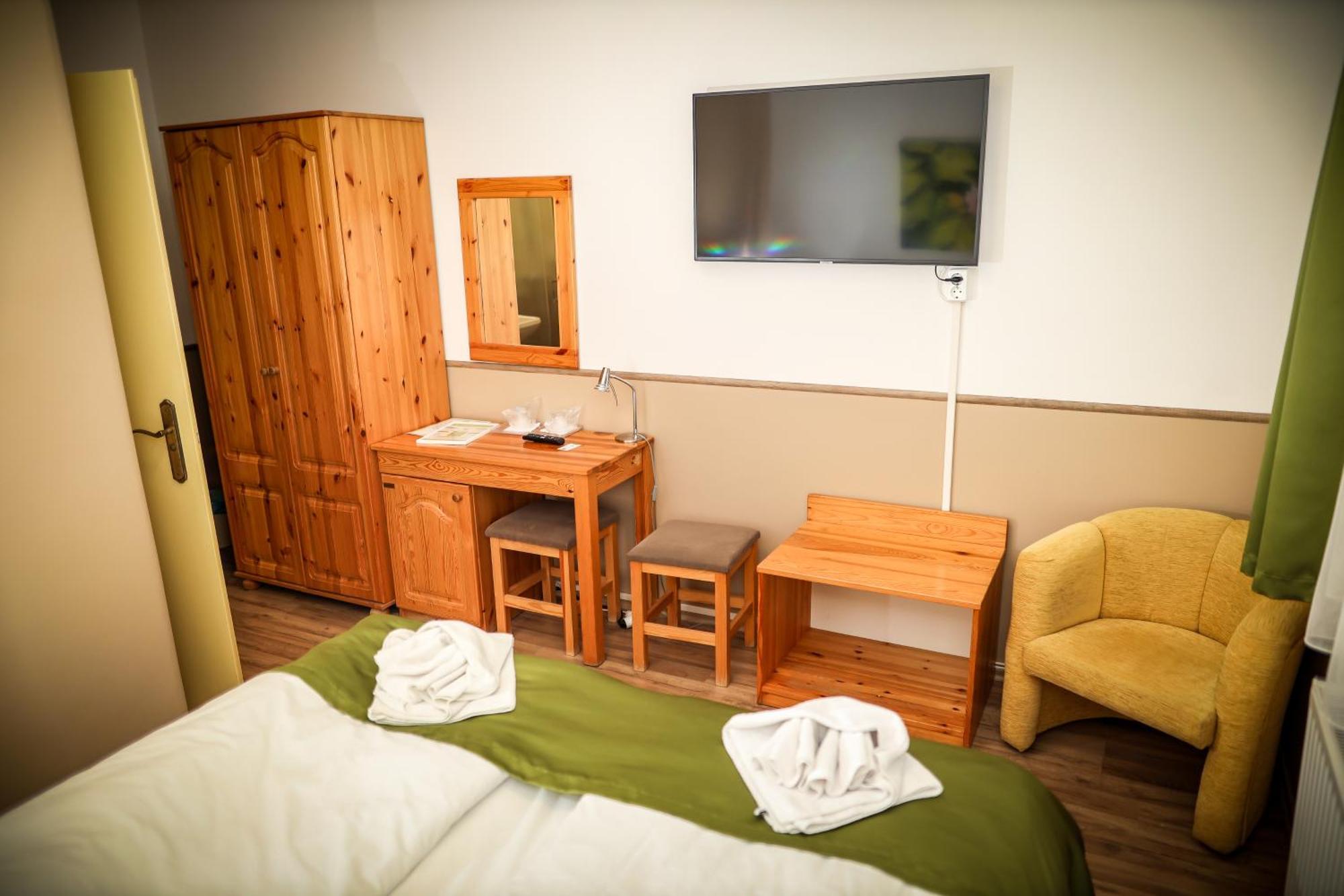 Land-Plan Hotel Toltestava Phòng bức ảnh