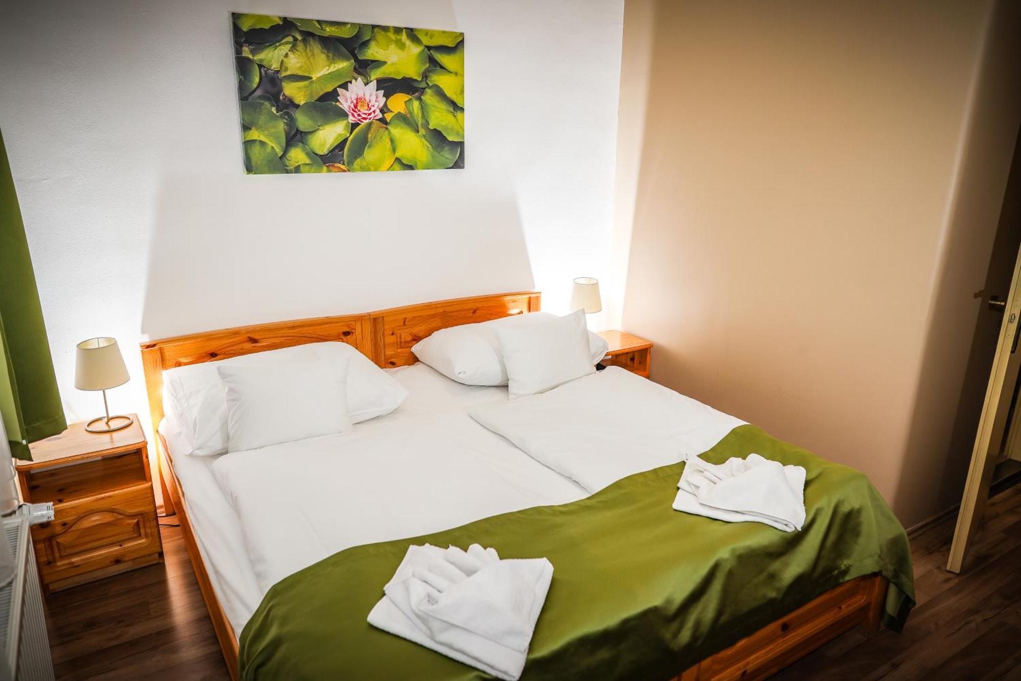 Land-Plan Hotel Toltestava Ngoại thất bức ảnh