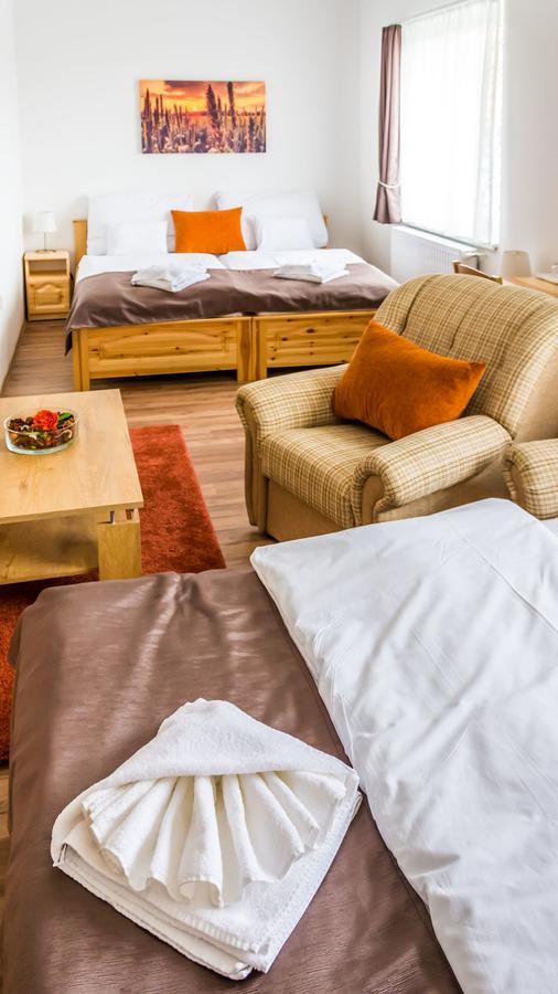 Land-Plan Hotel Toltestava Ngoại thất bức ảnh